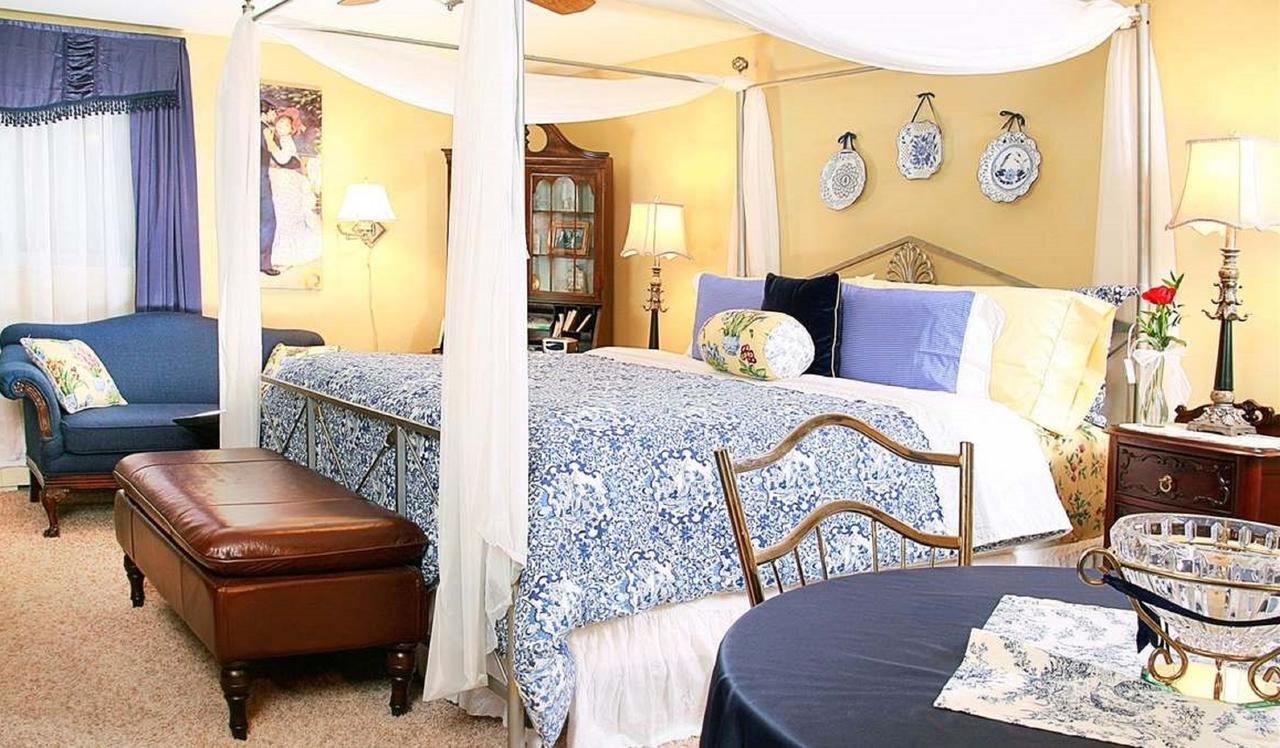 Prairieside Suites Luxury Bed & Breakfast Grandville Esterno foto