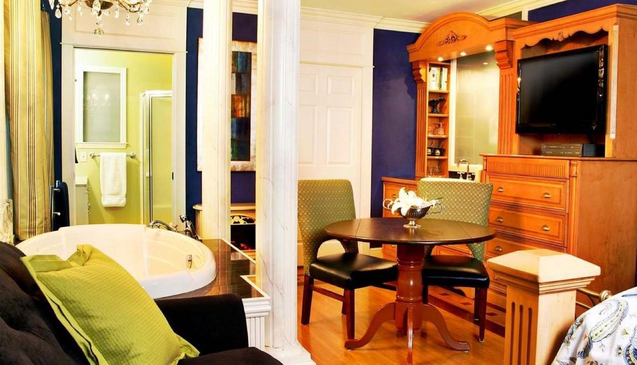 Prairieside Suites Luxury Bed & Breakfast Grandville Esterno foto